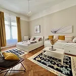 아파트 Weiner House I 2bdrm I 8ppl 부다페스트